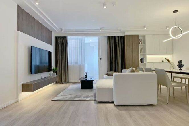 High-Floor 2BR Apartment near Hongqiao Rd Metro