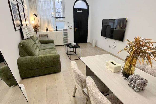 Historic 3BR Apartment in Old Xuhui