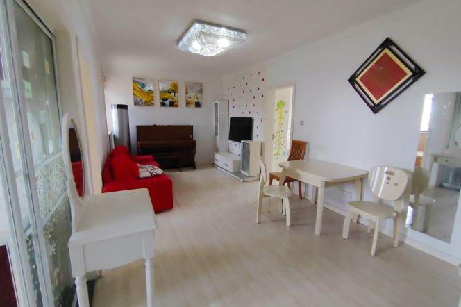 High-Floor 2BR Apartment near Luheng Rd Metro