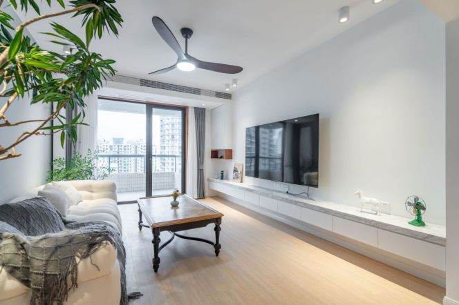 High-Floor 2BR Apartment at Da'an Garden
