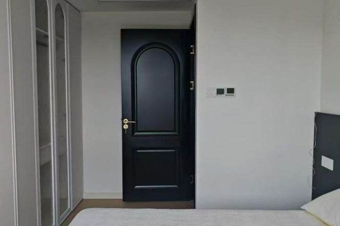 1BR Apartment at Wuzhong Building
