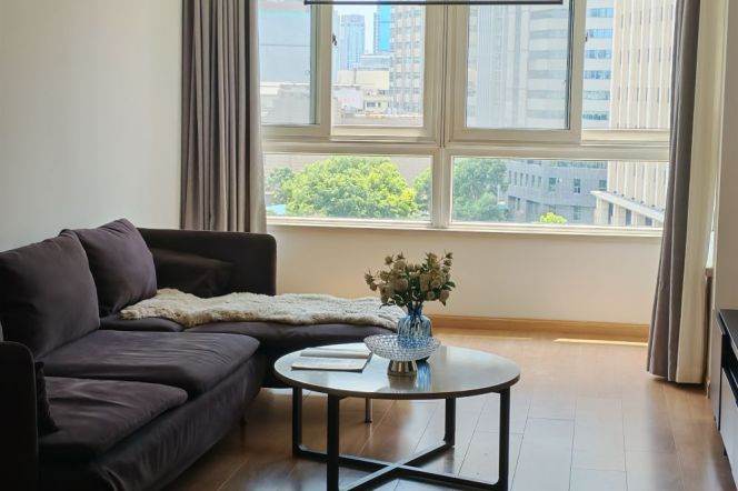 2BR Apartment in Jing'an