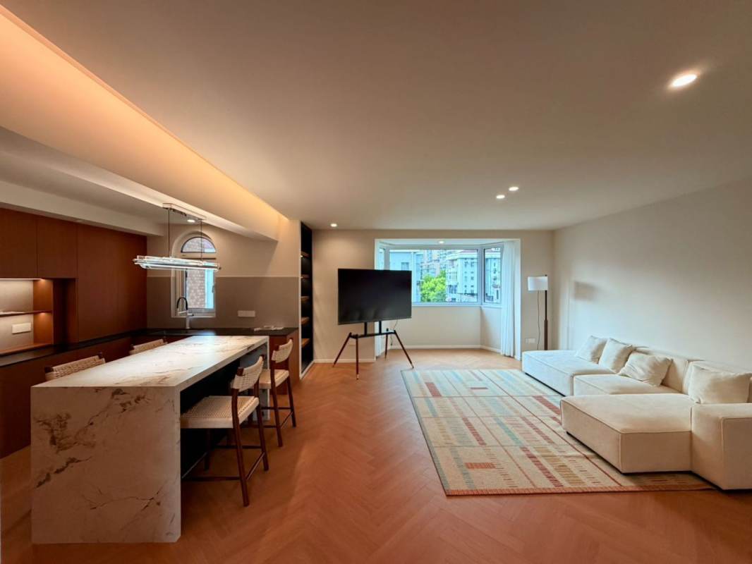 Housing image — Living Room