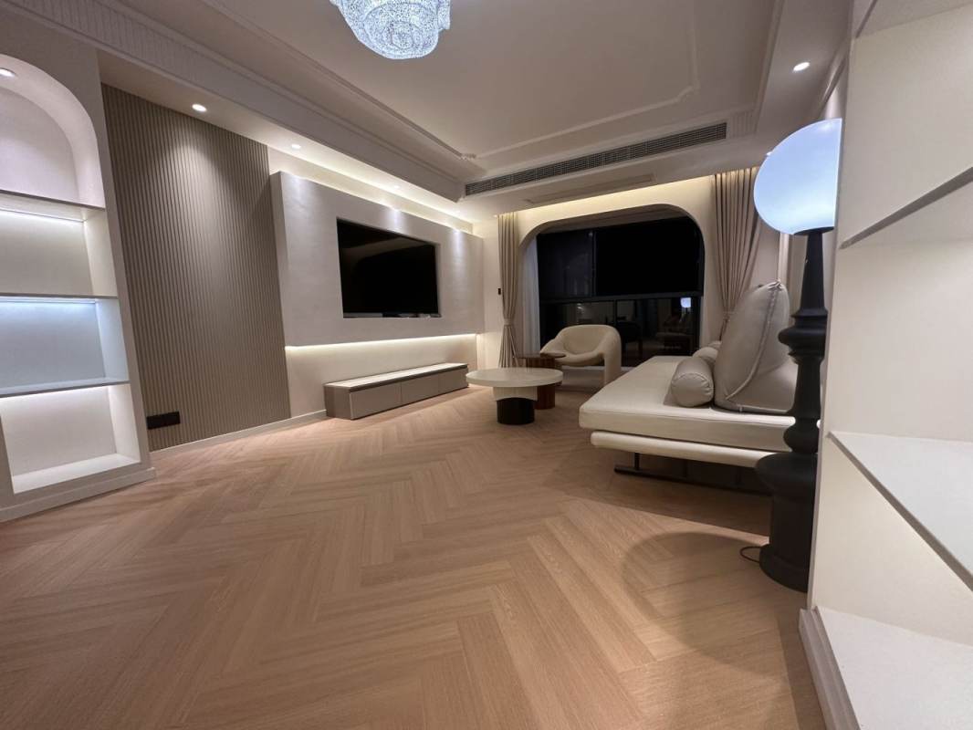 Housing image — Living Room