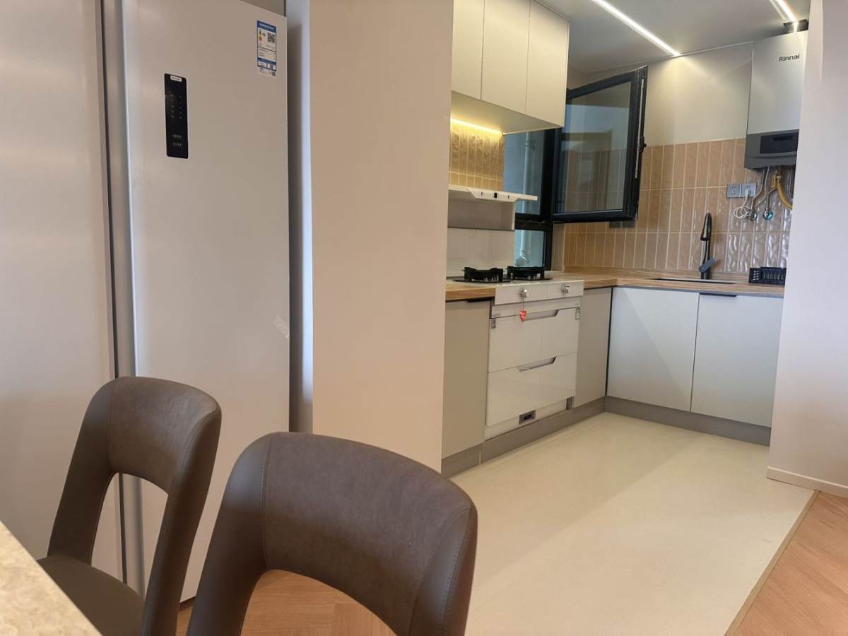 Housing image — Kitchen
