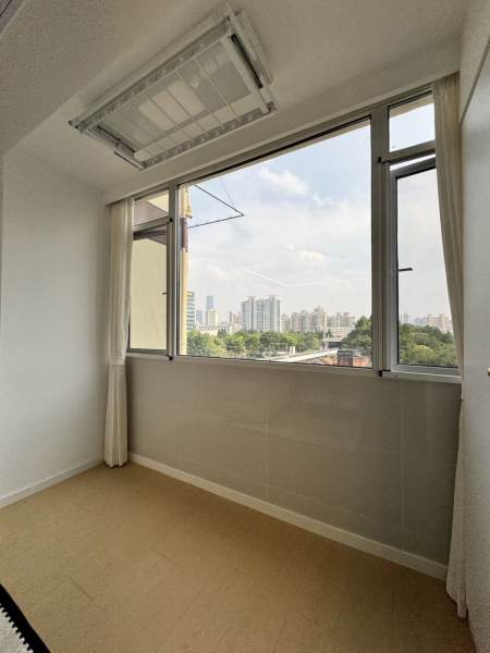 Housing image — Balcony