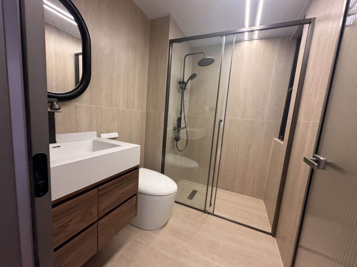 Housing image — Bathroom