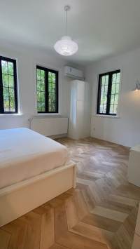 Housing image — Room