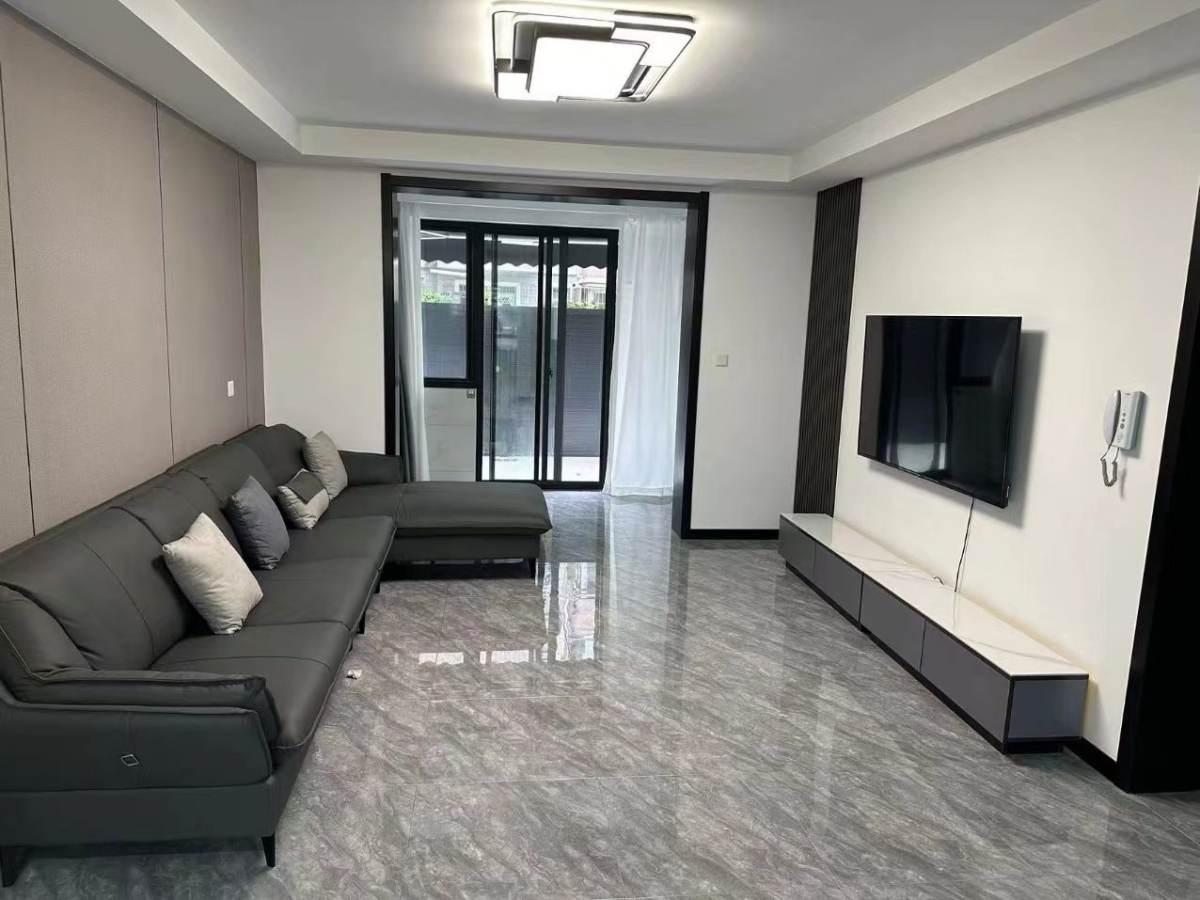 Housing image — Living Room