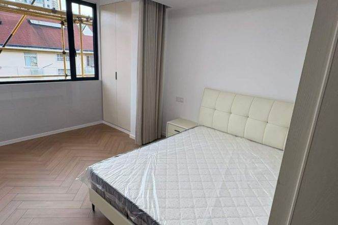 1BR Apartment near West Yan'An Rd Metro