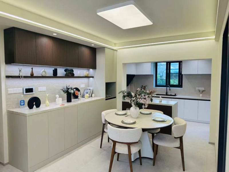 Housing image — Kitchen