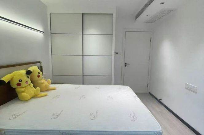 1BR Apartment in Jing'an