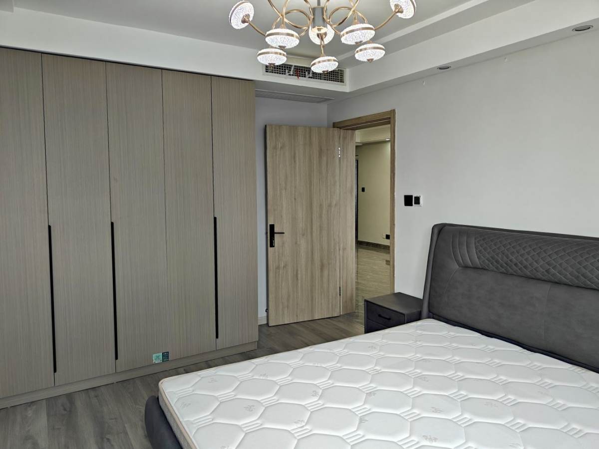 Housing image — Bedroom