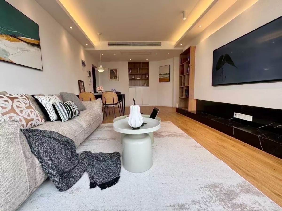 Housing image — Living Room