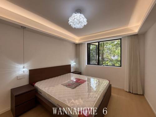 Housing image — Bedroom