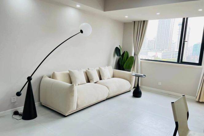 Modern Spacious 2BR Apartment in Old Xuhui