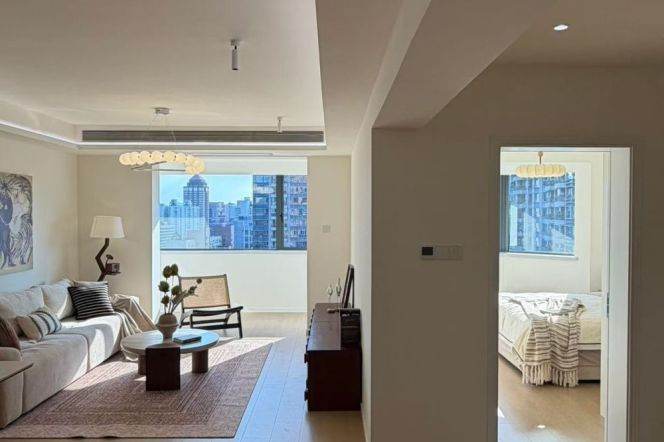 High-Floor 2BR Apartment near Dapuqiao Metro (L9)