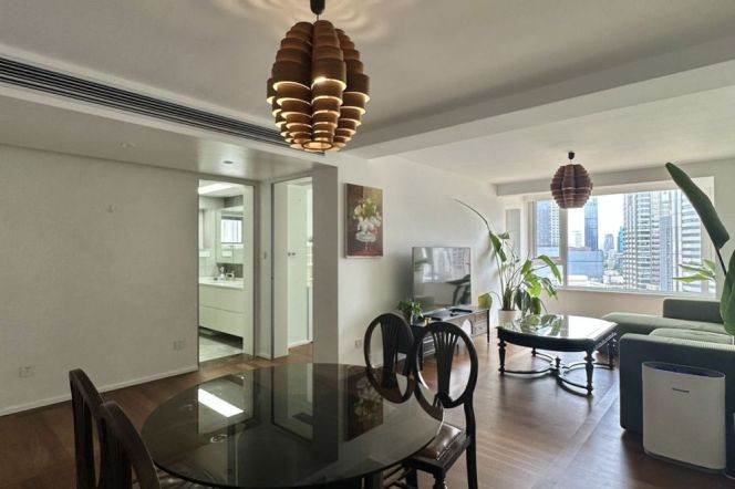 2BR Apartment in Jing'an