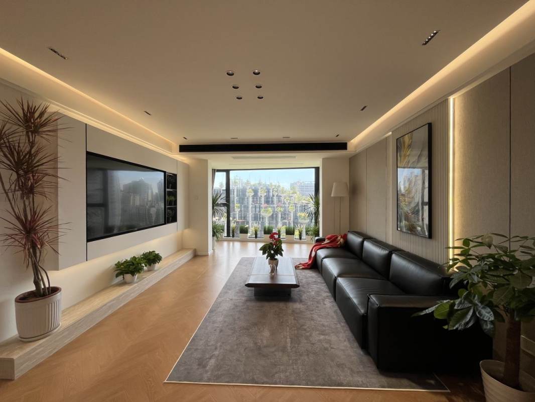 Housing image — Living Room