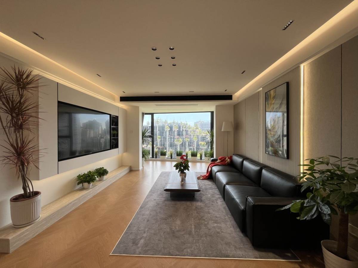 Housing image — Living Room