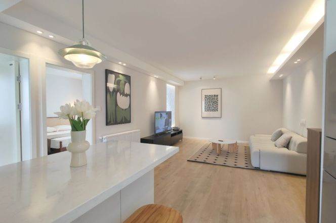 2BR Apartment in Jing'an