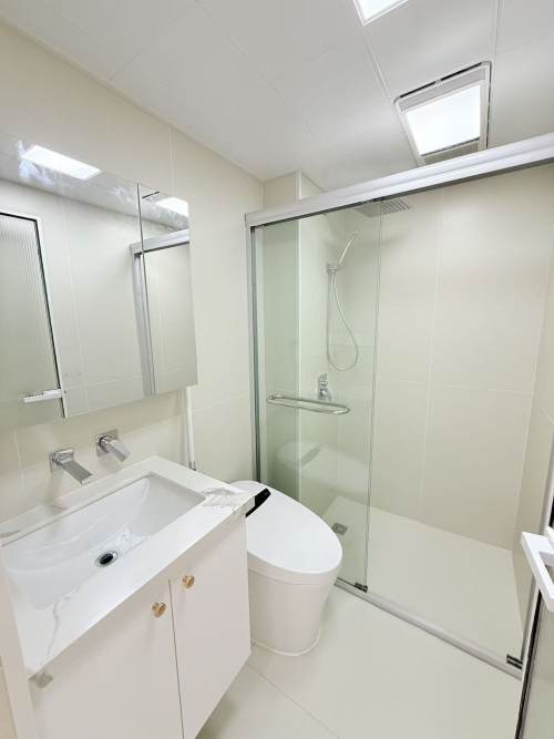 Housing image — Bathroom