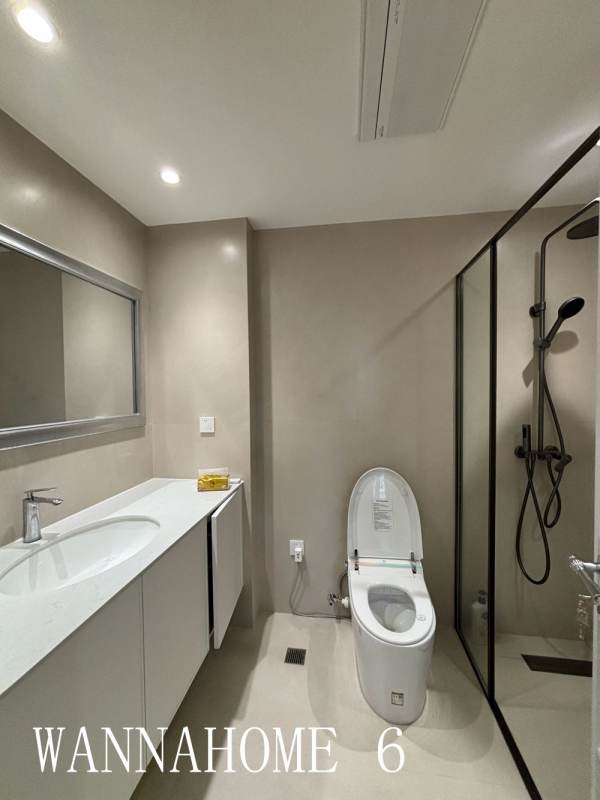 Housing image — Bathroom