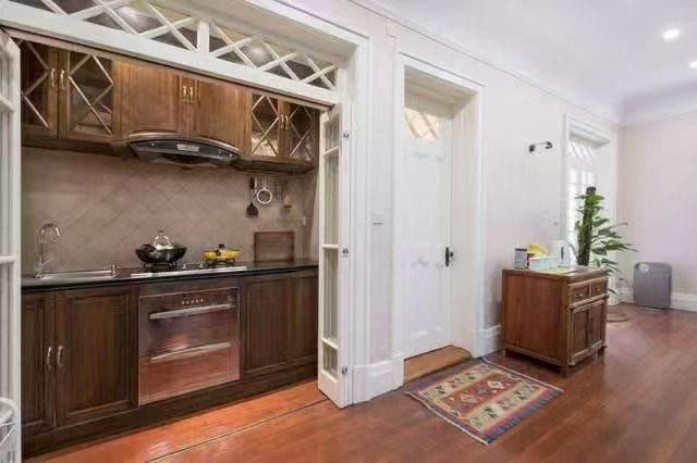 1BR Lane House in Jing'an (L2/L11)