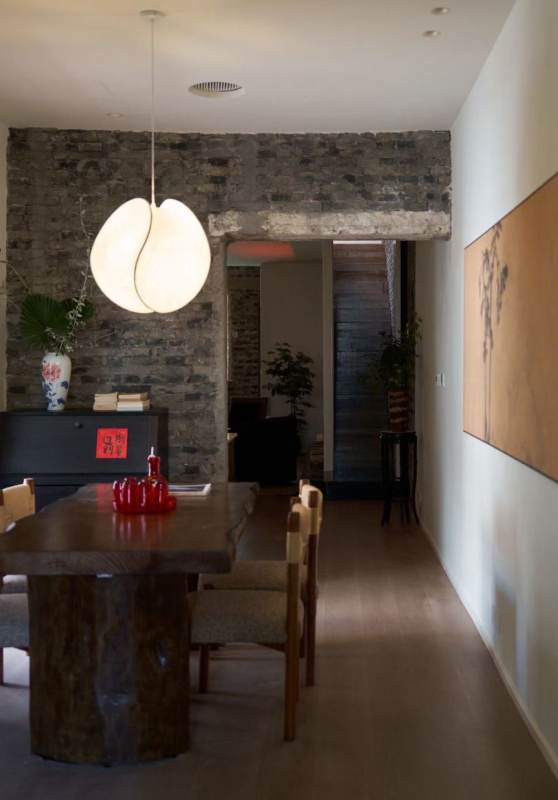Housing image — Living Room