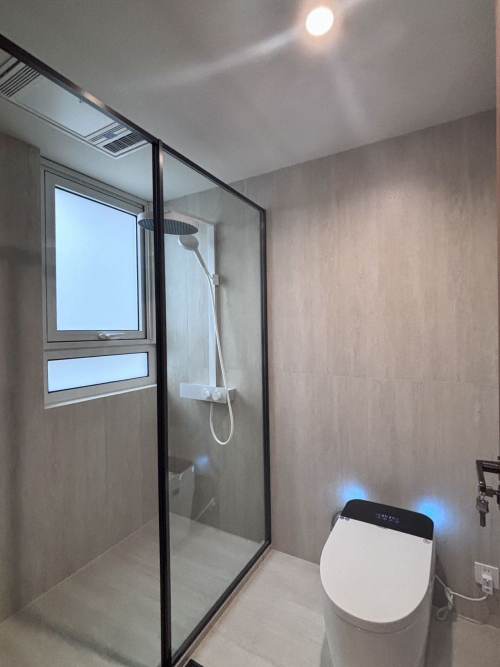 Housing image — Bathroom