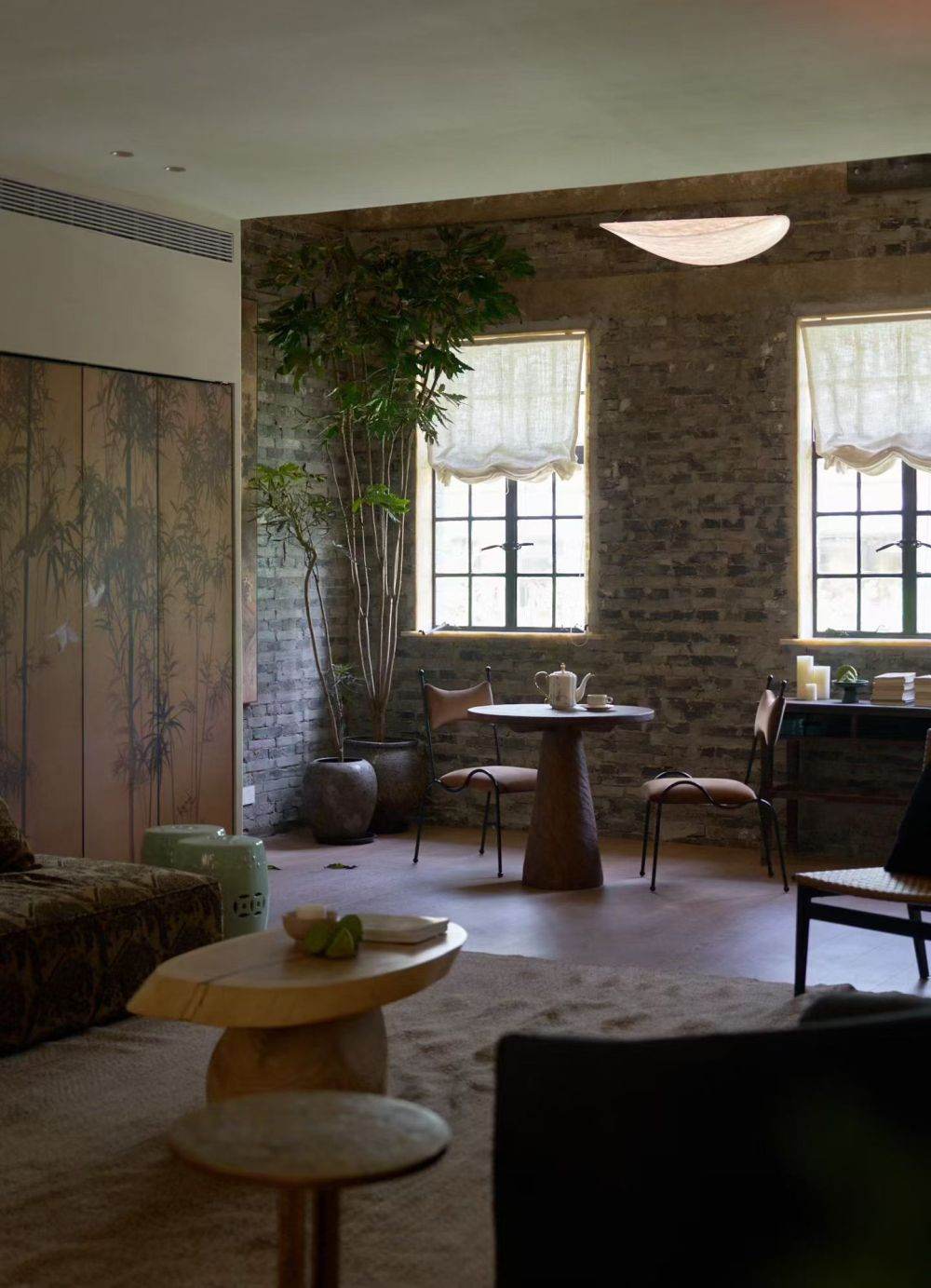 Housing image — Living Room