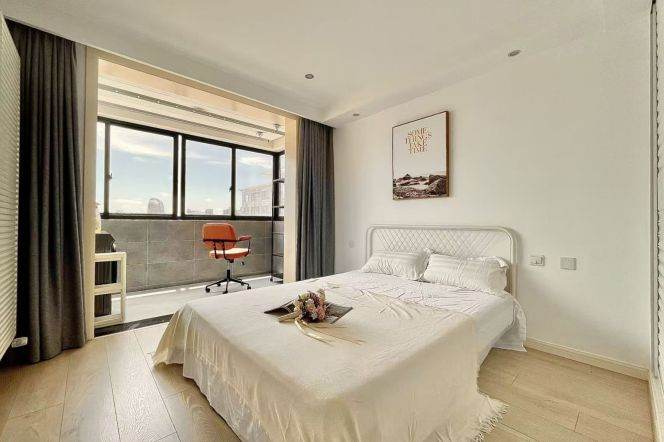 High-Floor 2BR Apartment in Old Xuhui