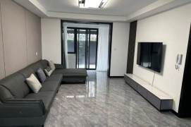 Bright Modern 3BR Apartment in Hongqiao CBD with Private Garden