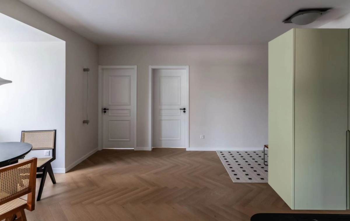 Housing image — Living Room