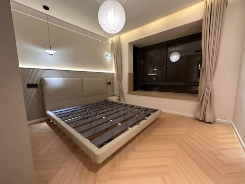 Housing image — Bedroom