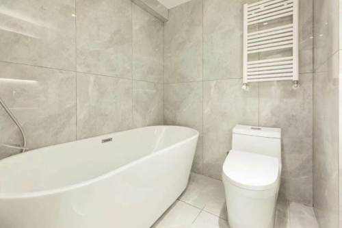 Housing image — Bathroom