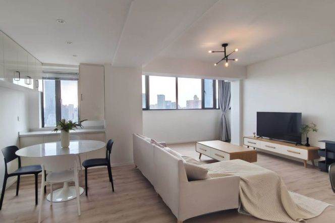 High-Floor Bright Modern 4BR Apartment in Old Xuhui (L1/L10/L12)