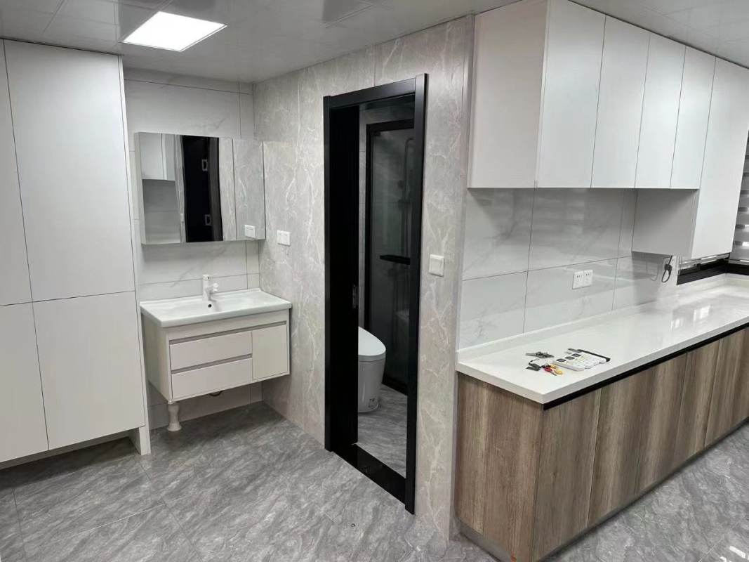Housing image — Bathroom