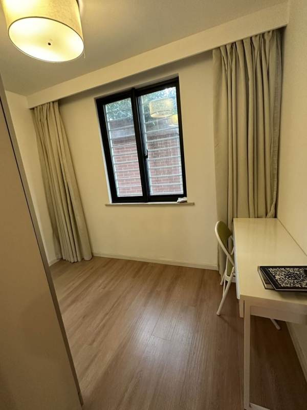 Housing image — Bedroom