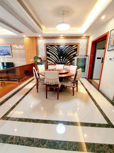 Housing image — Dining Area