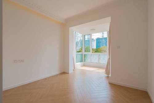 Housing image — Bedroom