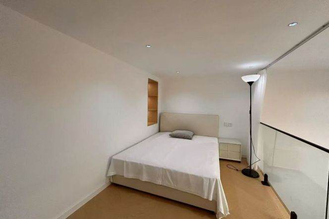 1BR Lane House in Jing'an (L2/L12/L13)