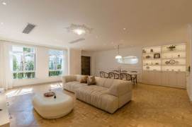 Natural-Light Modern 5BR Villa in Hongqiao CBD with Private Garden