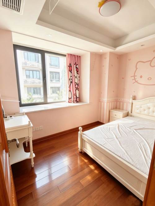 Housing image — Bedroom