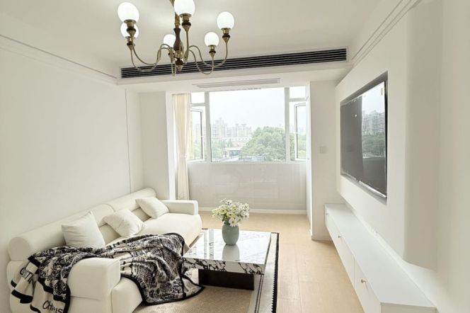 1BR Apartment near Zhongshan Park (L3/L4)