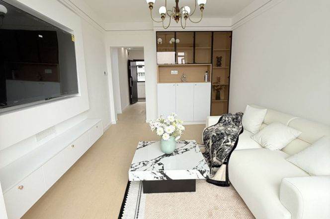 1BR Apartment near Zhongshan Park (L3/L4)