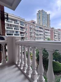 Housing image — Balcony