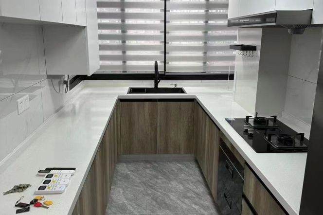 Bright Modern 3BR Apartment in Hongqiao CBD with Private Garden