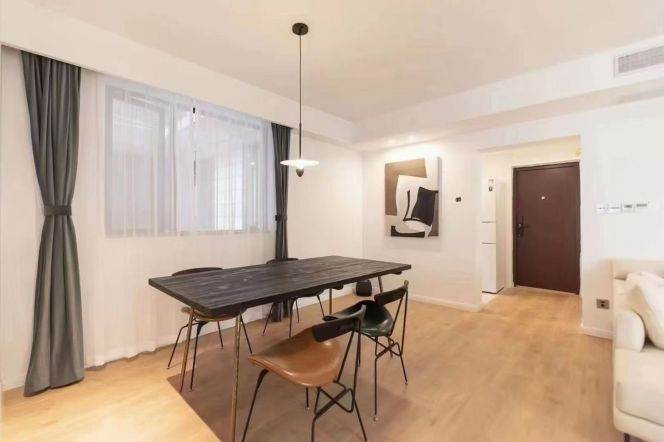 High-Floor 3BR Apartment at Sanhe Garden
