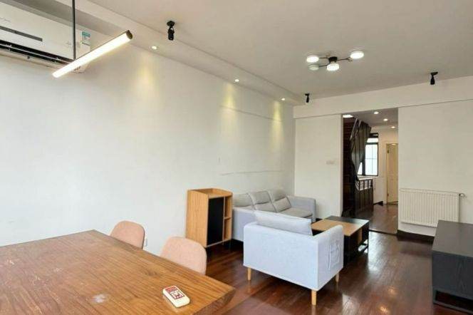 2BR Heritage Apartment near Changshu Rd Metro